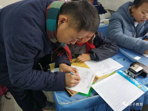 教育動態 精準服務，區教育局開展優秀書法教師團隊進校園活動